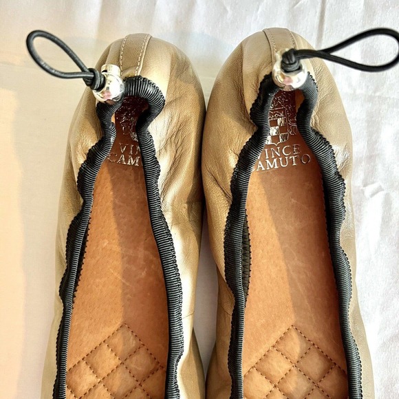 Vince Camuto Size 6 Jemilla Ballet Flat Beige Tan Nude Embossed Leather Shoes - Picture 6 of 15